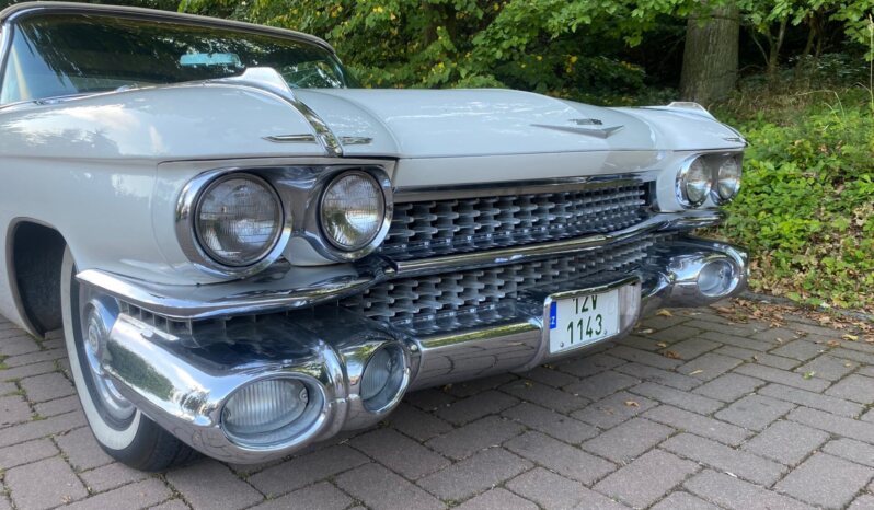 
								Cadillac serie 62 rok 1959 plné									