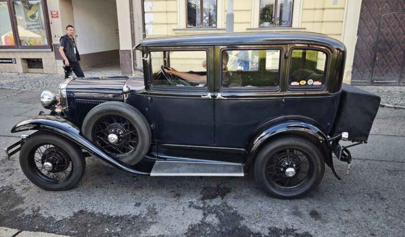 
								1930 Ford A plné									