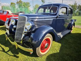 1935 Ford V8