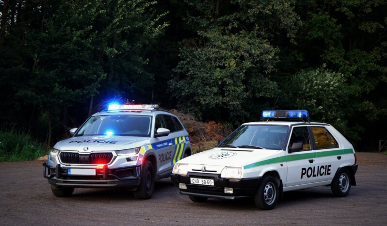 
								1993 Škoda Favorit 135L – Policie ČR plné									
