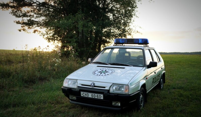 
								1993 Škoda Favorit 135L – Policie ČR plné									