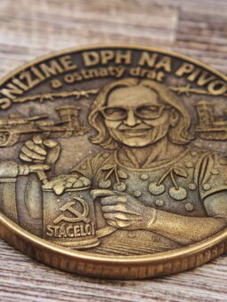 
										J&D Laser Desing: řezání, gravírování, značení plné									