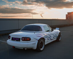 
										Mazda Miata MX-5 NA 1992 plné									