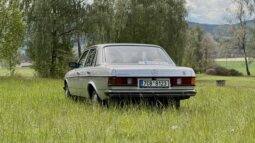 
										1984 Mercedes-Benz W123 240D plné									